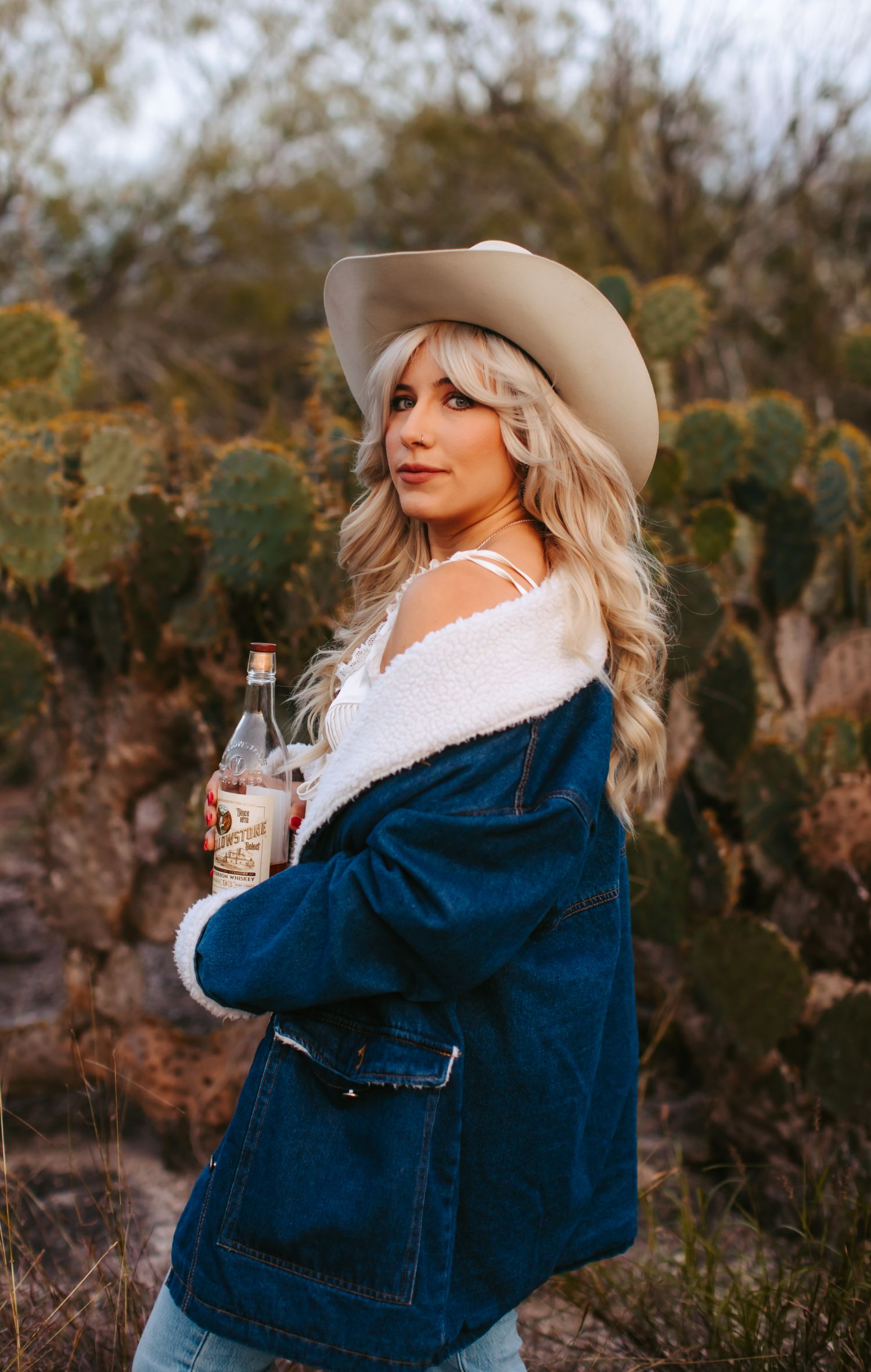 Guera's Silver Co. is a silver shop with hand forged sterling silver and turquoise jewelry made by Jordan Spivey, a Hispanic native Texan. Offering rings, necklaces, earrings, bracelets, accessories, and custom pieces designed with the highest standards of hand-crafted jewelry. 